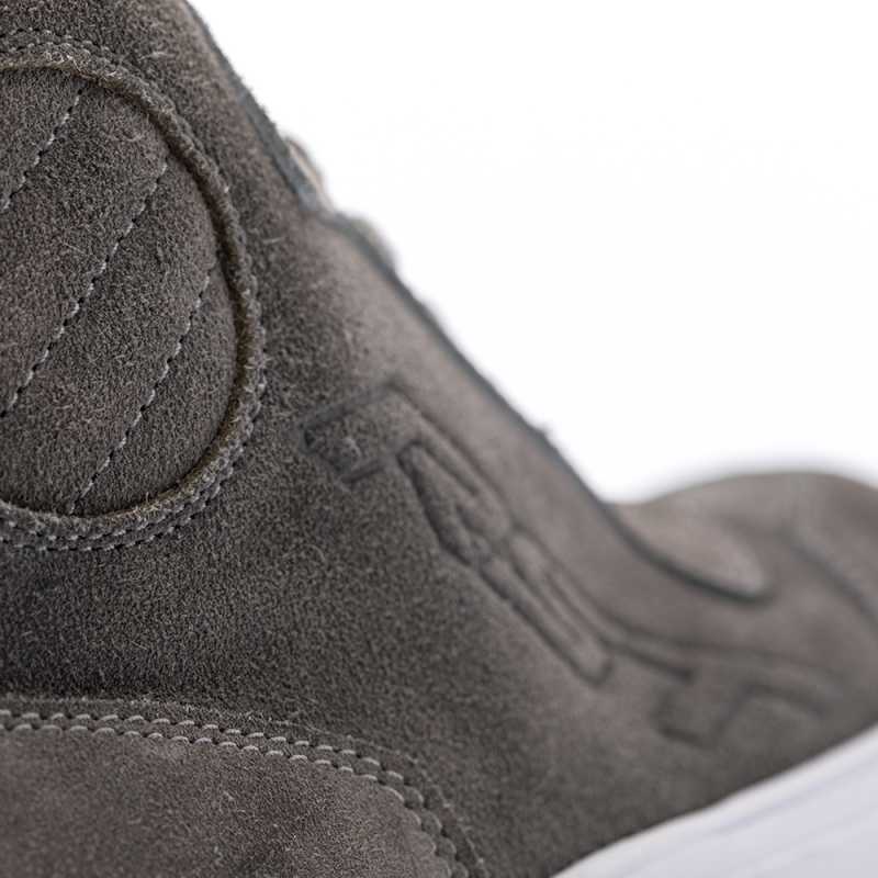 103052-hitop-moto-sneaker-mens-ce-boot-greysuede-closeup-1677492146.png